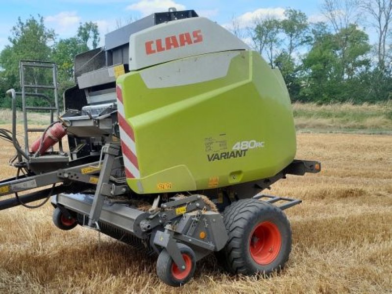 Rundballenpresse du type CLAAS VARIANT 480 RC, Gebrauchtmaschine en Belleville sur Meuse (Photo 7)