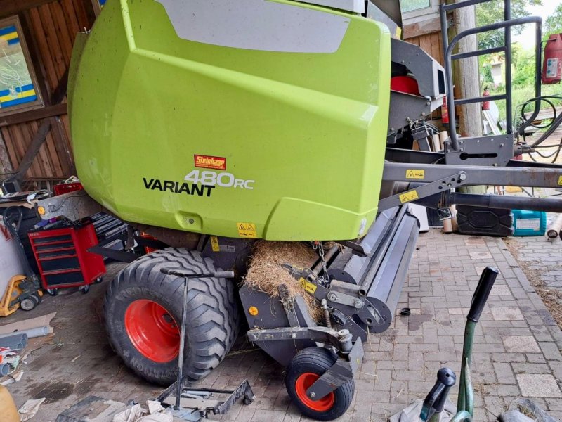 Rundballenpresse des Typs CLAAS Variant 480 RC, Gebrauchtmaschine in Liebenwalde