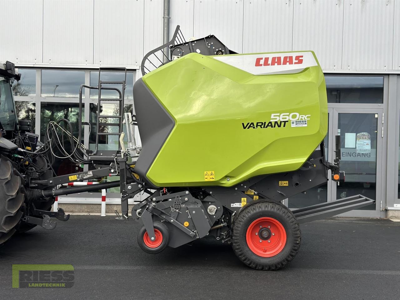 Rundballenpresse van het type CLAAS VARIANT 560 RC PRO, Gebrauchtmaschine in Homberg (Ohm) - Maulbach (Foto 11)