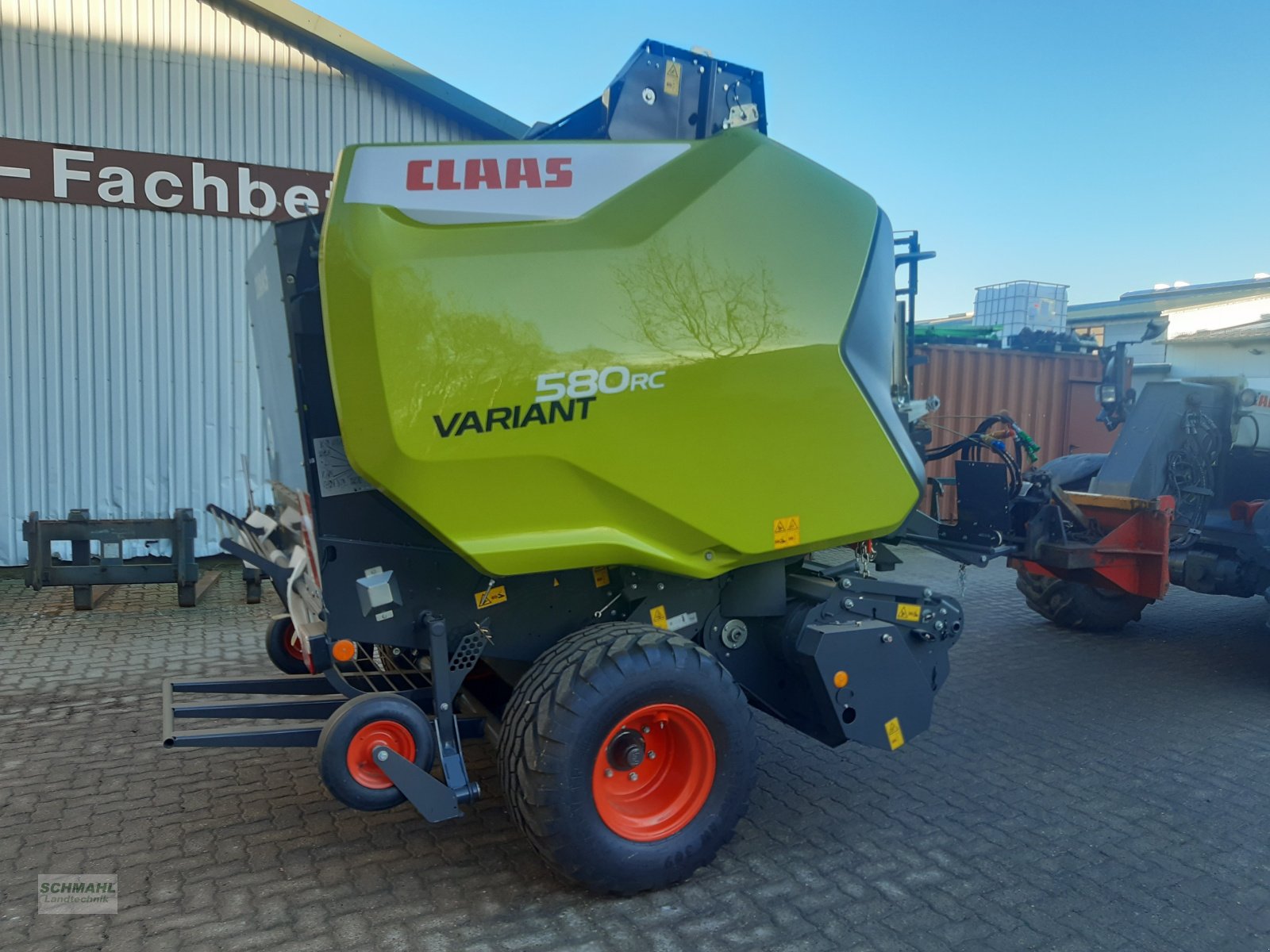 Rundballenpresse typu CLAAS VARIANT 580 RC PRO, Neumaschine w Oldenburg in Holstein (Zdjęcie 6)