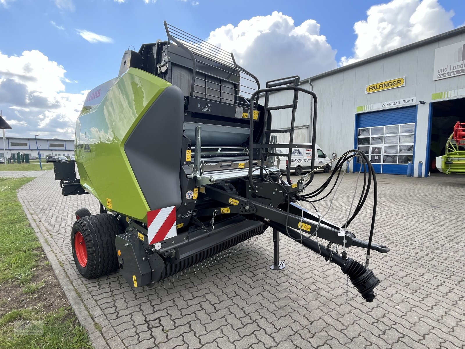 Rundballenpresse typu CLAAS Variant 580 RC Trend, Neumaschine w Stralendorf (Zdjęcie 4)