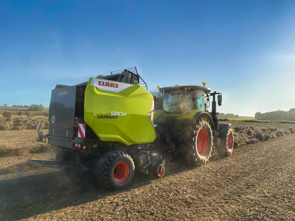 Rundballenpresse типа CLAAS VARIANT 580 RF, Gebrauchtmaschine в Brønderslev (Фотография 5)