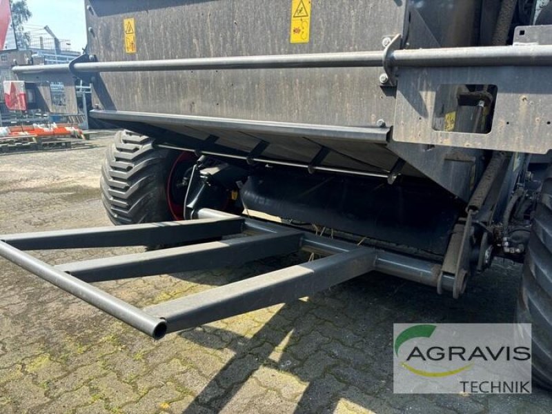 Rundballenpresse del tipo CLAAS VARIANT 585 RC PRO, Neumaschine en Coesfeld (Imagen 13)