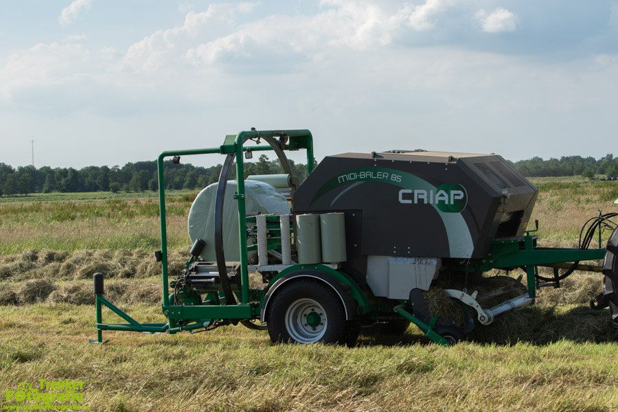 Rundballenpresse van het type Criap Midi Baler 85 Midi Baler 85, Neumaschine in Baumgarten (Foto 4)