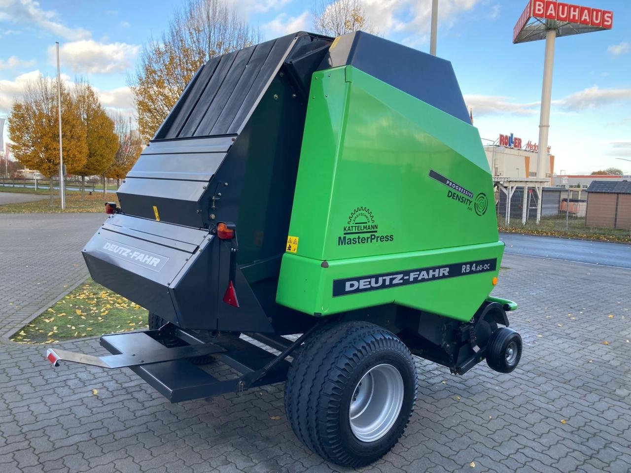 Rundballenpresse van het type Deutz-Fahr RB 4.60 OC 14, Gebrauchtmaschine in Stuhr (Foto 4)