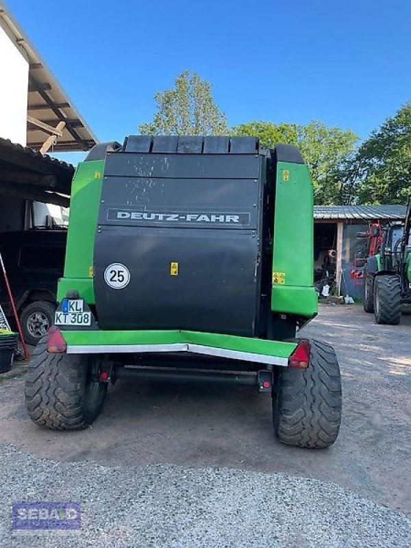 Rundballenpresse typu Deutz-Fahr Rundballenpresse Varimaster 560, Gebrauchtmaschine v Zweibrücken (Obrázek 4)