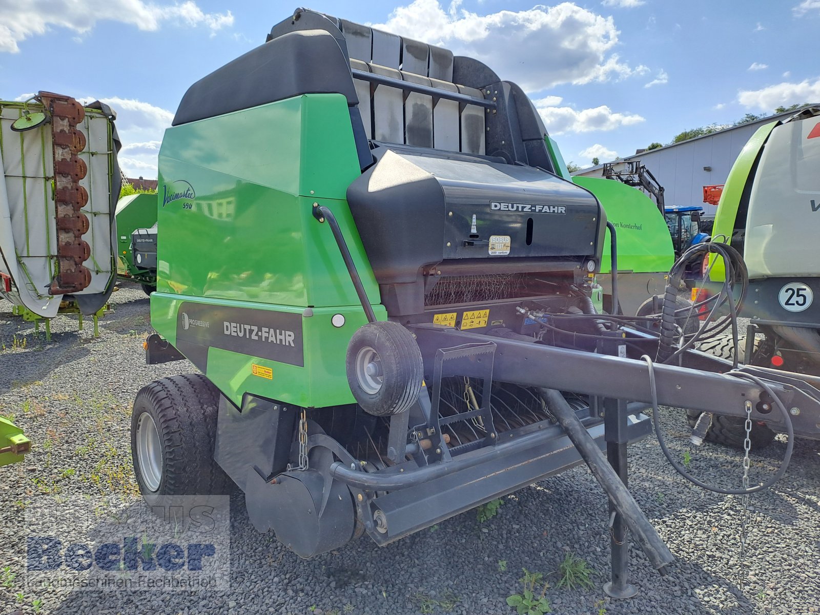 Rundballenpresse tip Deutz-Fahr Vari Master 590, Gebrauchtmaschine in Weimar-Niederwalgern (Poză 1)