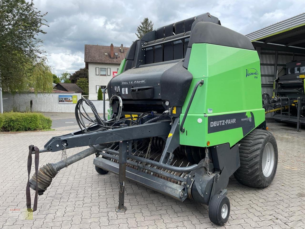 Rundballenpresse tipa Deutz-Fahr VariMaster 590, Gebrauchtmaschine u Hessen - Reinheim (Slika 1)