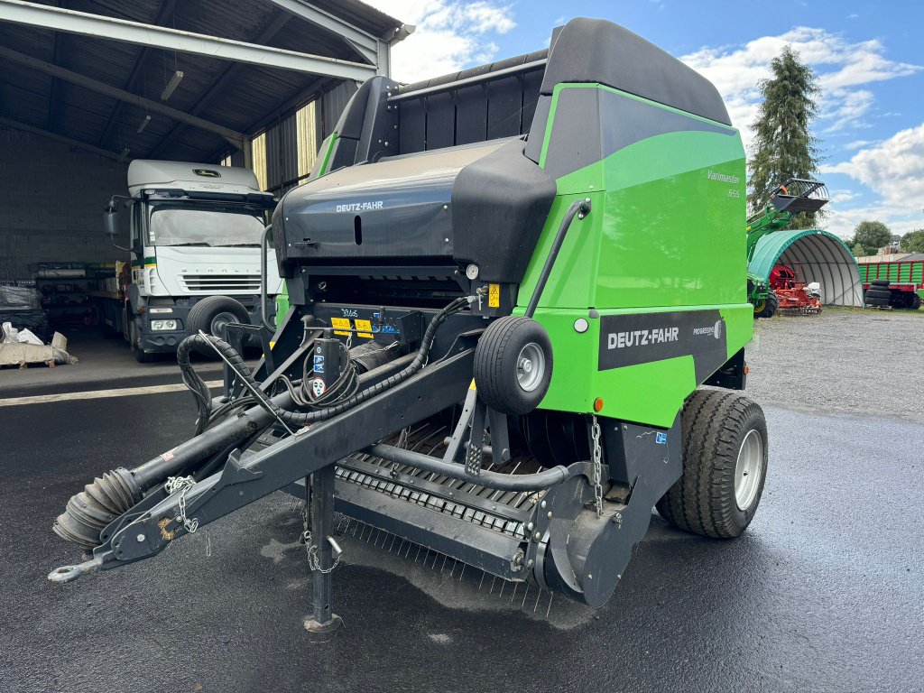 Rundballenpresse typu Deutz-Fahr VARIMASTER 655 (  DESTOCKAGE ), Gebrauchtmaschine v MAURIAC (Obrázek 1)