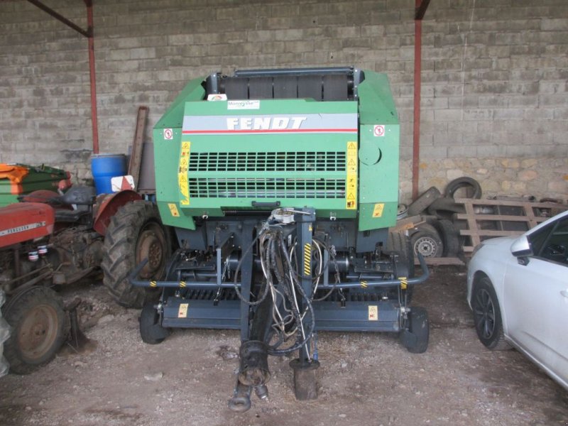 Rundballenpresse des Typs Fendt 1600 V, Gebrauchtmaschine in RODEZ (Bild 1)