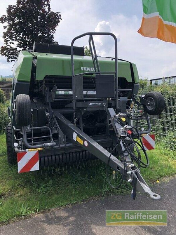 Rundballenpresse of the type Fendt 160V Xtra, Ausstellungsmaschine in Steinach (Picture 1)