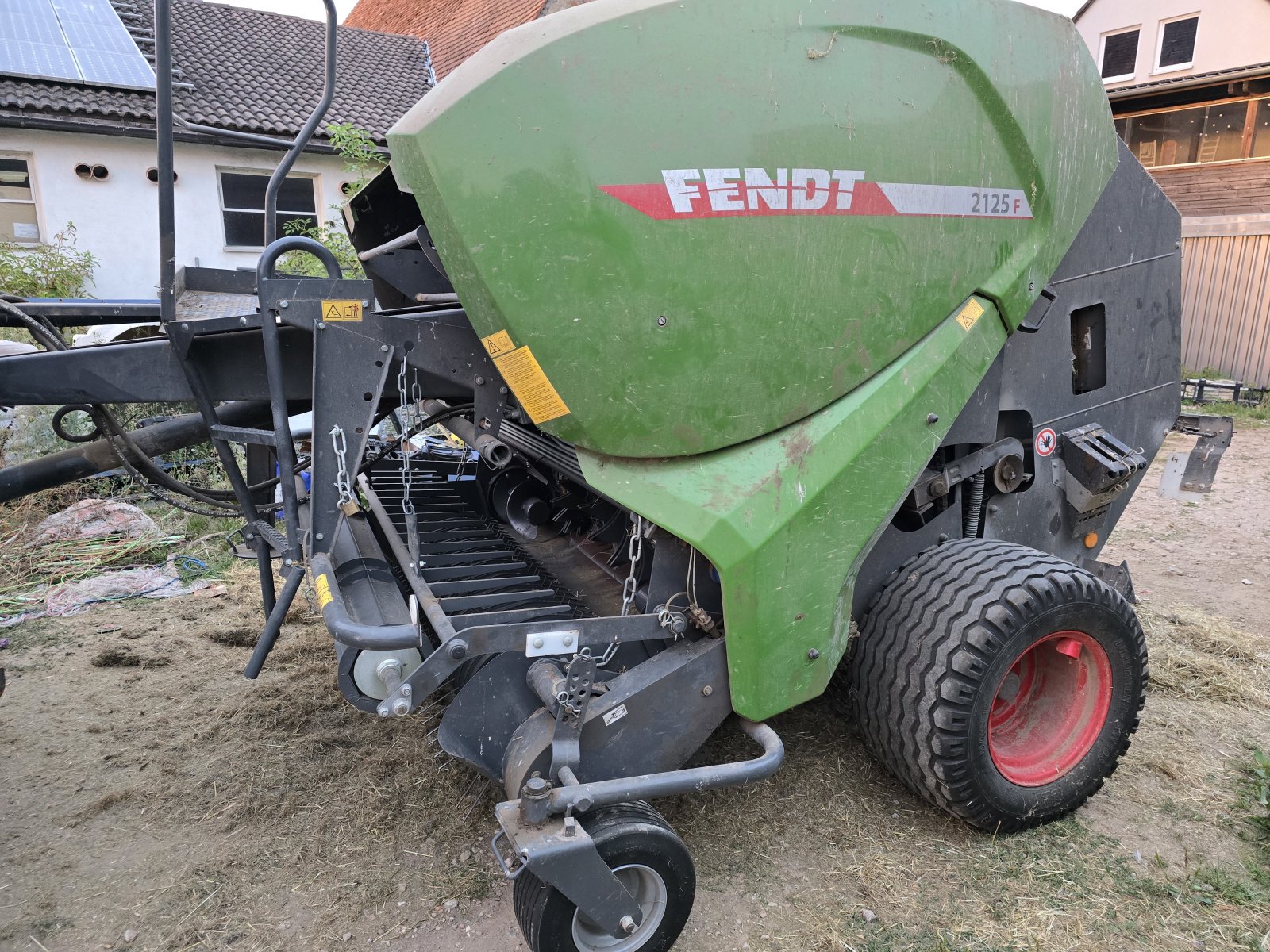 Rundballenpresse typu Fendt 2125 F, Gebrauchtmaschine v Erlangen (Obrázek 1)