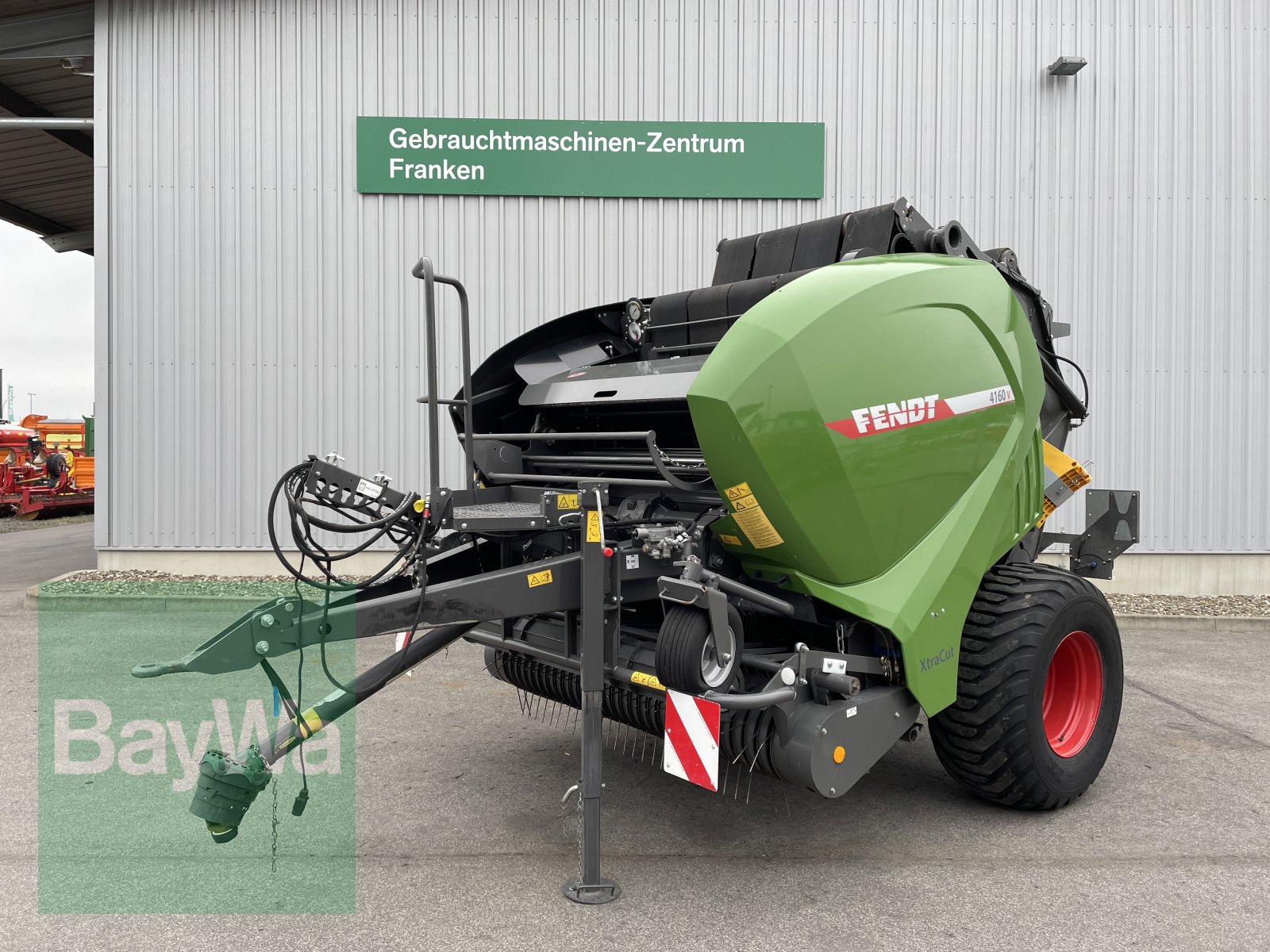 Rundballenpresse Türe ait Fendt 4160 V XTRA, Gebrauchtmaschine içinde Bamberg (resim 1)