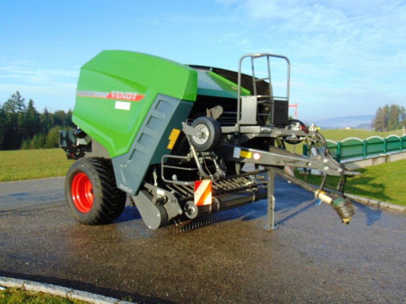 Rundballenpresse del tipo Fendt Rotana 130 F Xtra, Gebrauchtmaschine en Neukirchen am Walde 