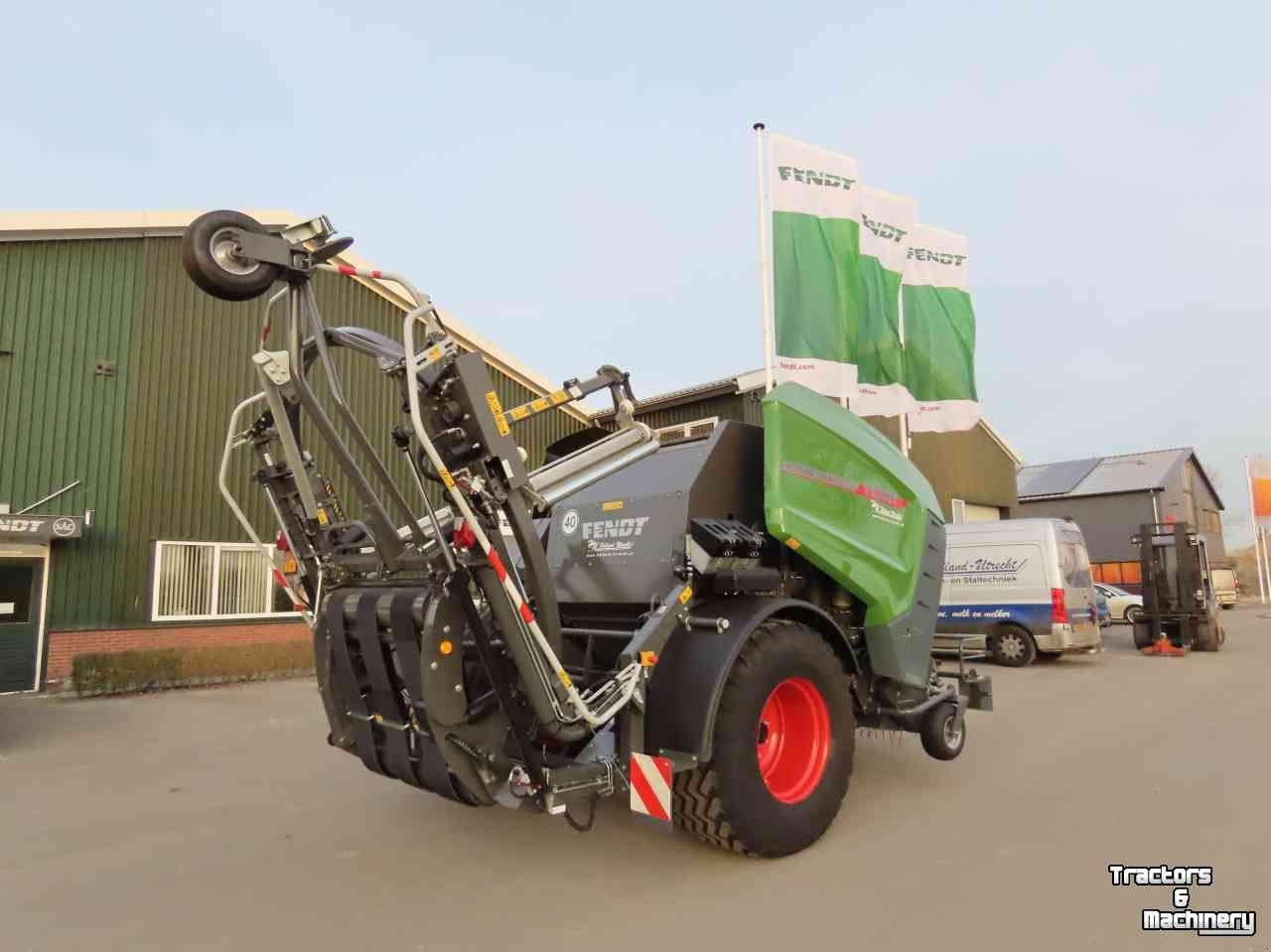 Rundballenpresse des Typs Fendt Rotana 130F Combi, Gebrauchtmaschine in Montfoort (Bild 7)