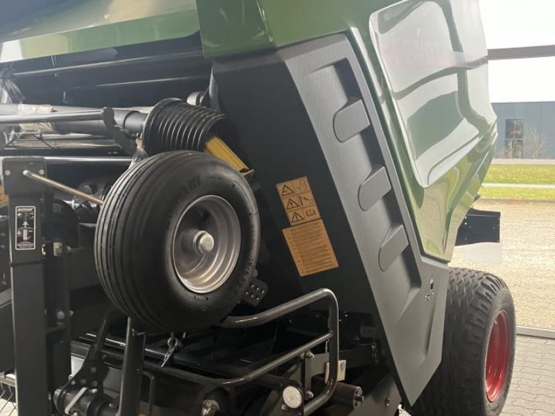 Rundballenpresse tipa Fendt ROTANA 130F, Gebrauchtmaschine u Holstebro (Slika 1)