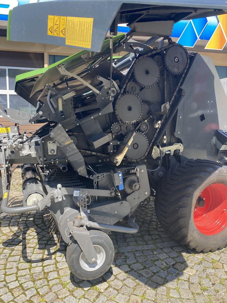 Rundballenpresse typu Fendt Rotana 130FXtra, Gebrauchtmaschine w Ebensee (Zdjęcie 21)