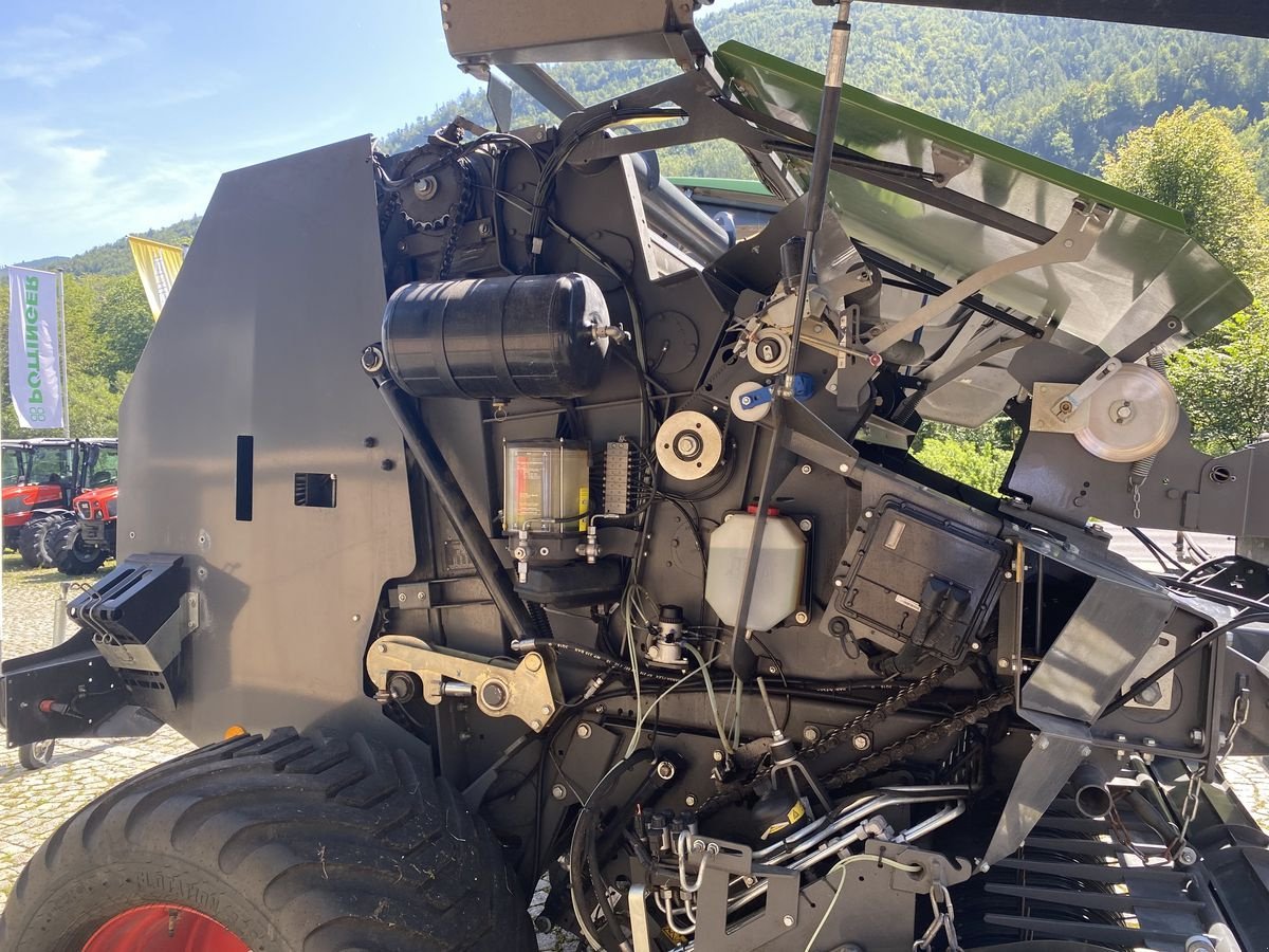 Rundballenpresse des Typs Fendt Rotana 130FXtra, Gebrauchtmaschine in Ebensee (Bild 17)