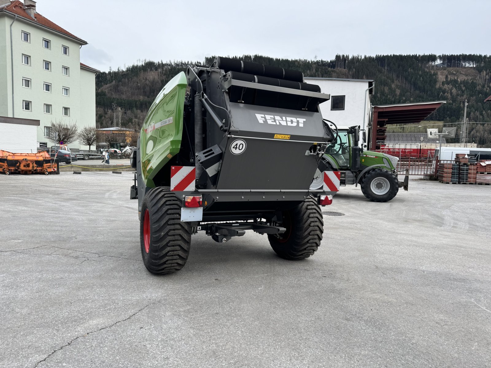 Rundballenpresse του τύπου Fendt Rotana 160 V Xtra, Neumaschine σε Sistrans (Φωτογραφία 3)