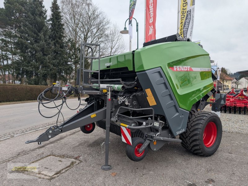 Rundballenpresse del tipo Fendt Rotana 160 V Xtra, Neumaschine In Senftenbach