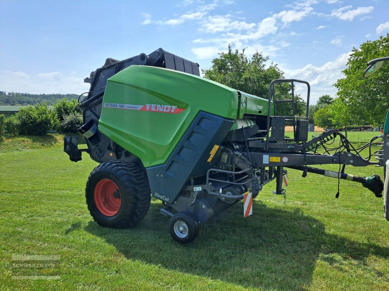 Rundballenpresse typu Fendt Rotana 180 Xtra Cut, Gebrauchtmaschine w Aurolzmünster