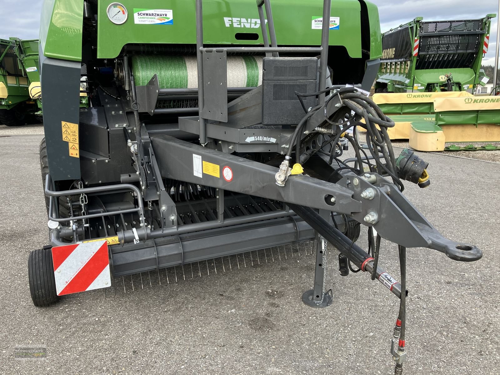 Rundballenpresse van het type Fendt Rotana 180 Xtra Cut, Gebrauchtmaschine in Gampern (Foto 8)