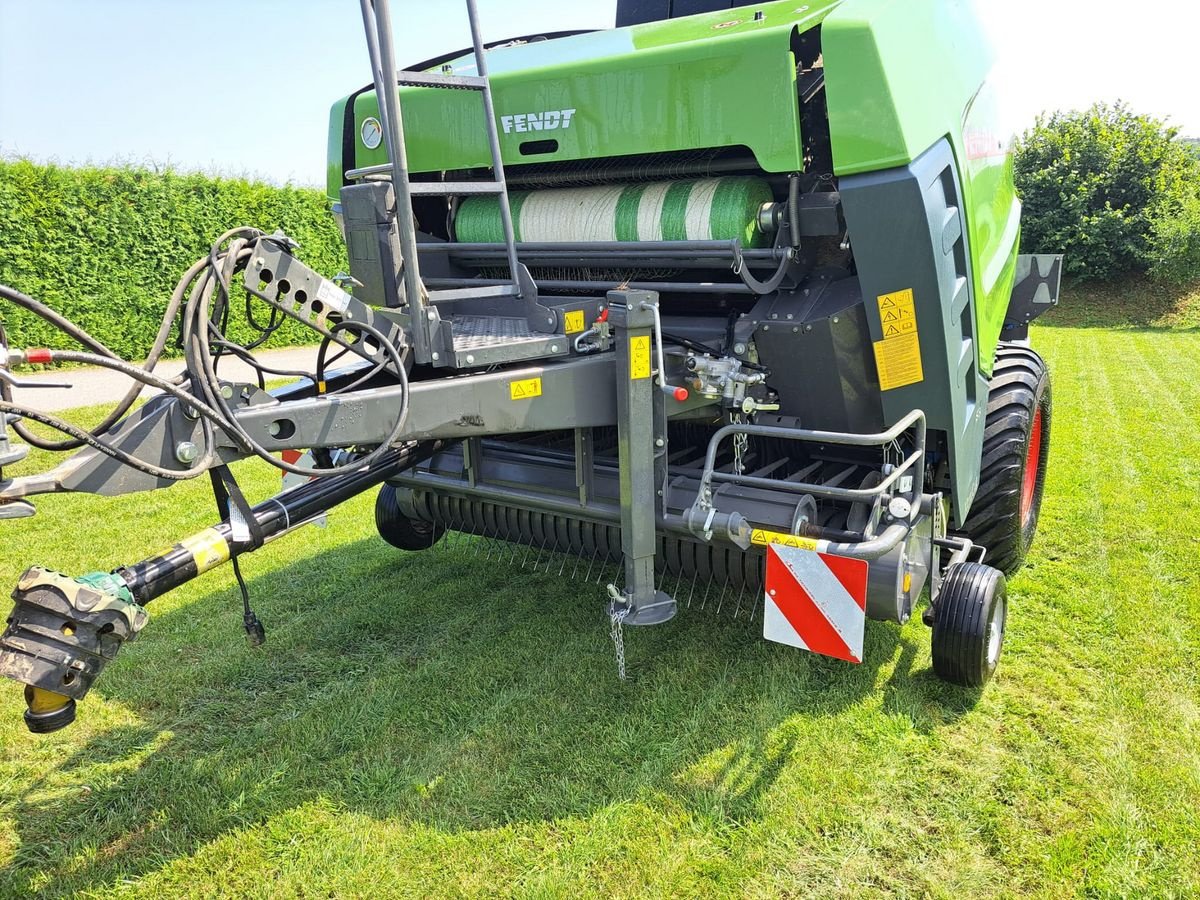 Rundballenpresse des Typs Fendt Rotana 180V Xtra, Gebrauchtmaschine in Sieget in der Wart (Bild 4)