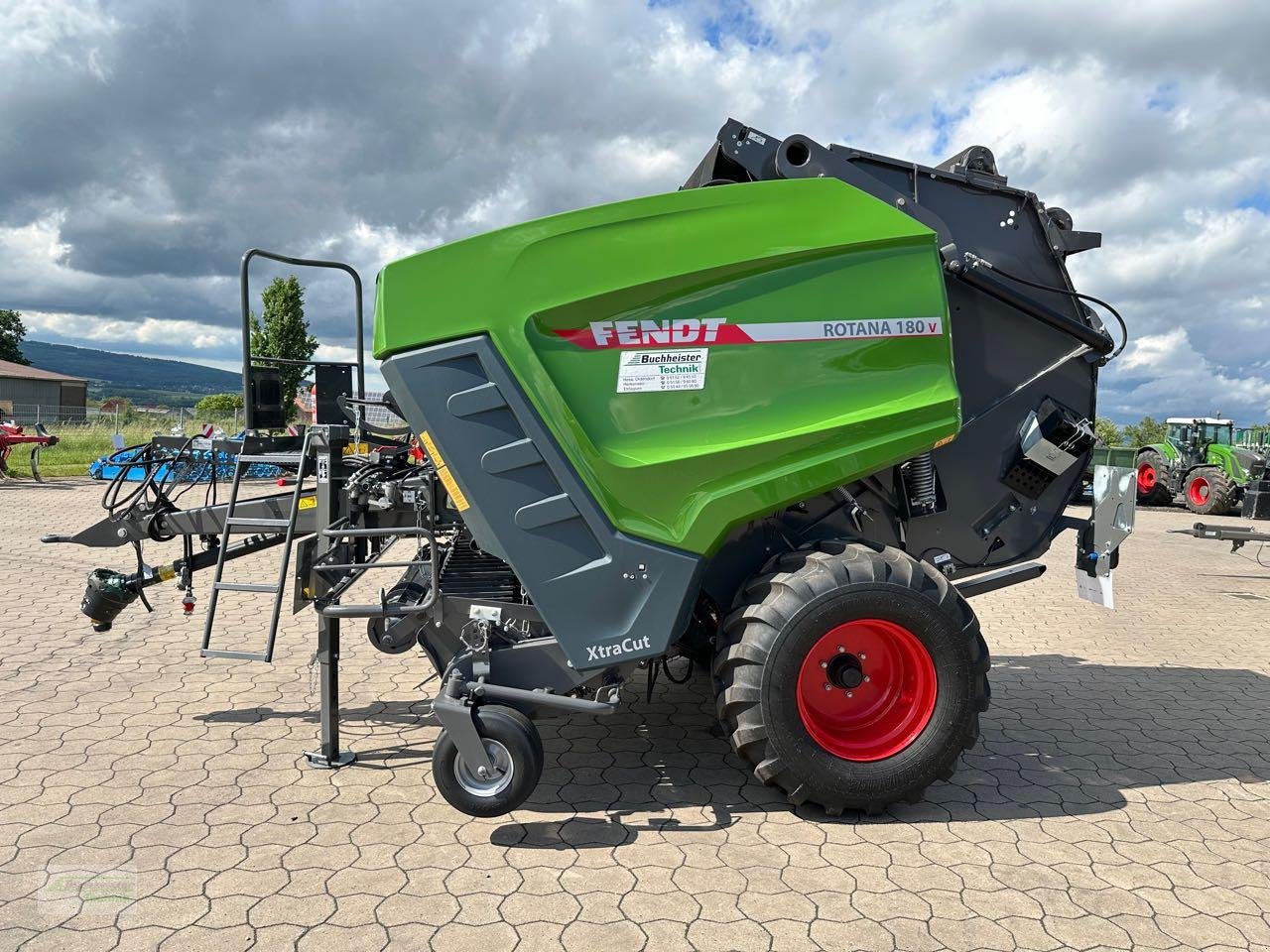 Rundballenpresse van het type Fendt Rotana 180V Xtra, Gebrauchtmaschine in Coppenbruegge (Foto 2)