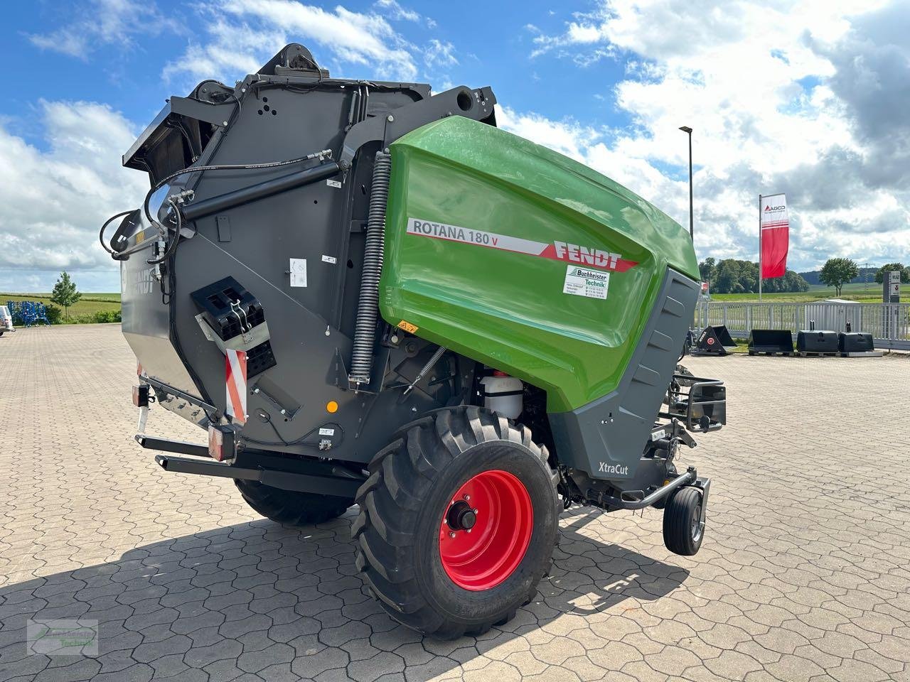 Rundballenpresse des Typs Fendt Rotana 180V Xtra, Gebrauchtmaschine in Coppenbruegge (Bild 5)