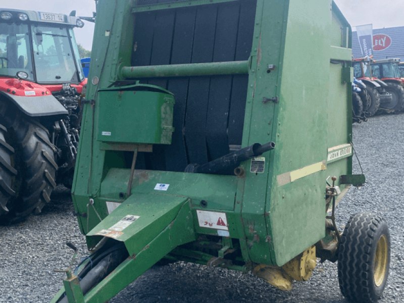 Rundballenpresse typu John Deere 550, Gebrauchtmaschine w CONDE SUR VIRE (Zdjęcie 1)