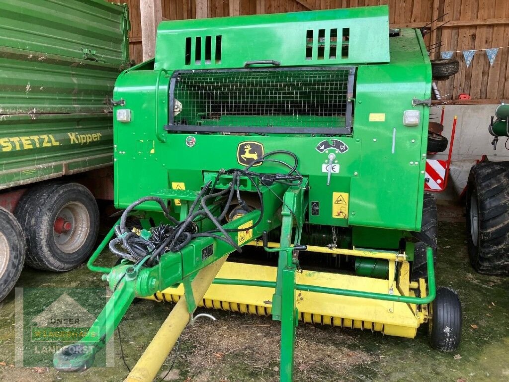 Rundballenpresse van het type John Deere 568, Gebrauchtmaschine in Kapfenberg (Foto 1)