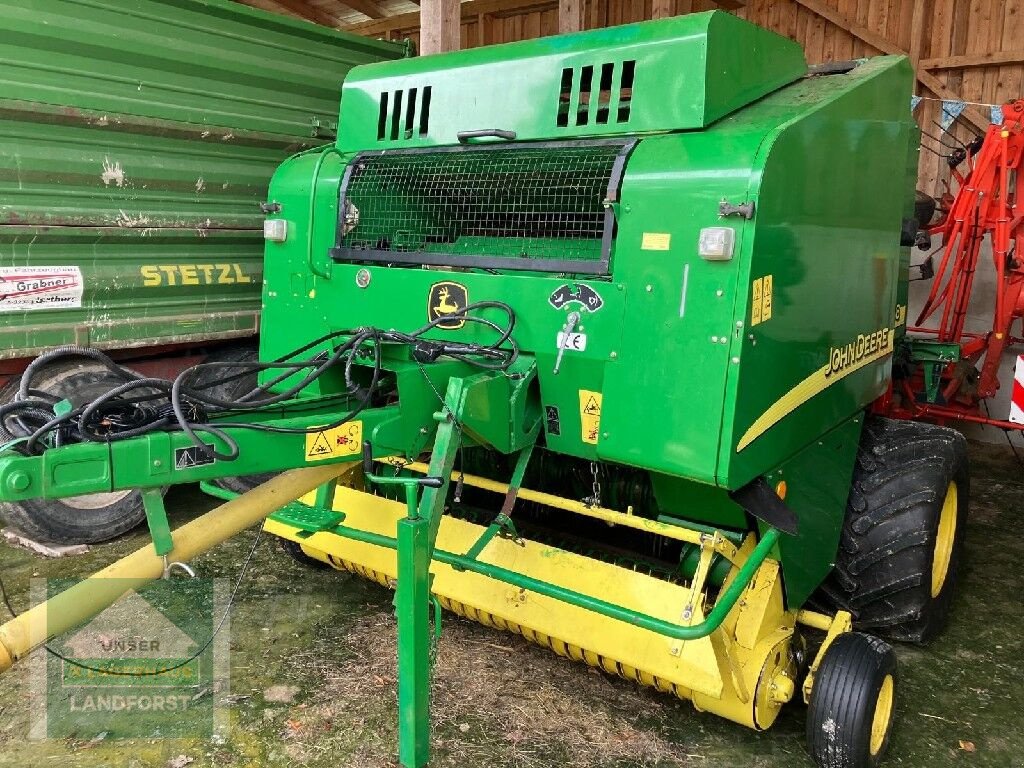 Rundballenpresse van het type John Deere 568, Gebrauchtmaschine in Kapfenberg (Foto 3)