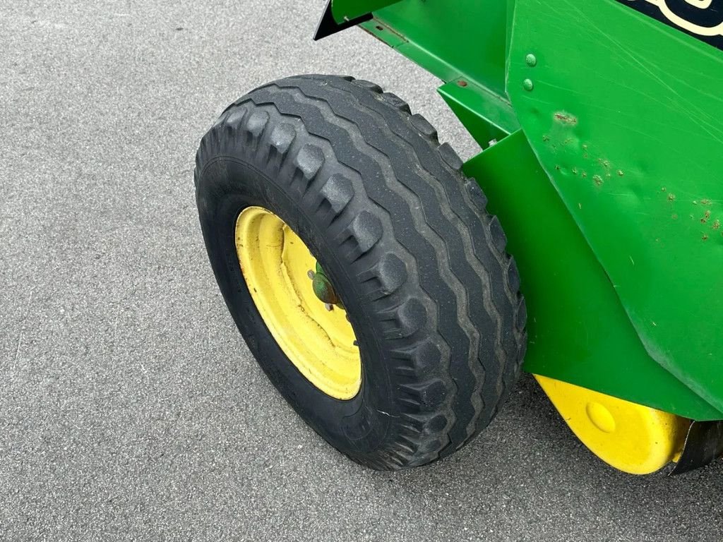 Rundballenpresse του τύπου John Deere 570, Gebrauchtmaschine σε BENNEKOM (Φωτογραφία 7)