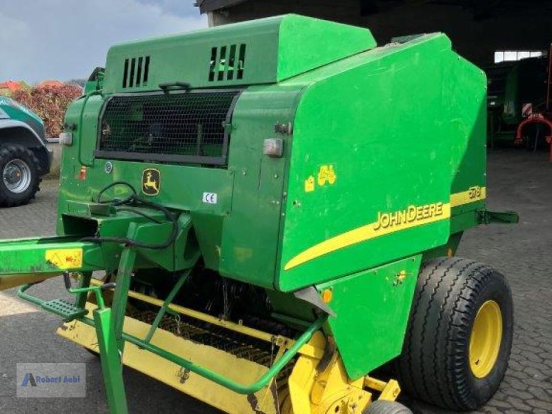 Rundballenpresse van het type John Deere 578, Gebrauchtmaschine in Hillesheim