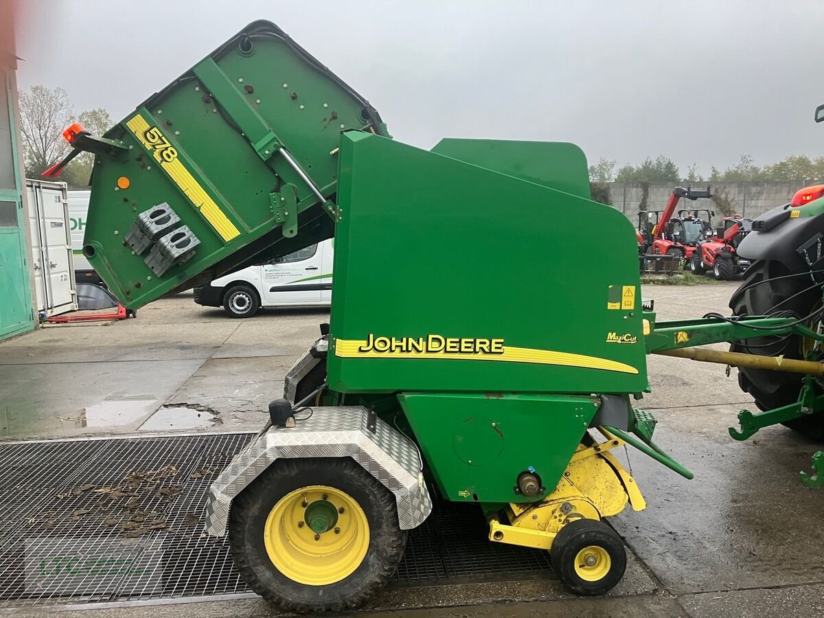 Rundballenpresse typu John Deere 578, Gebrauchtmaschine w Korneuburg (Zdjęcie 2)