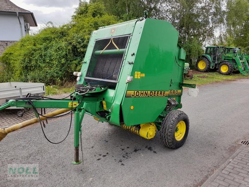 Rundballenpresse tip John Deere 580, Gebrauchtmaschine in Limburg (Poză 5)