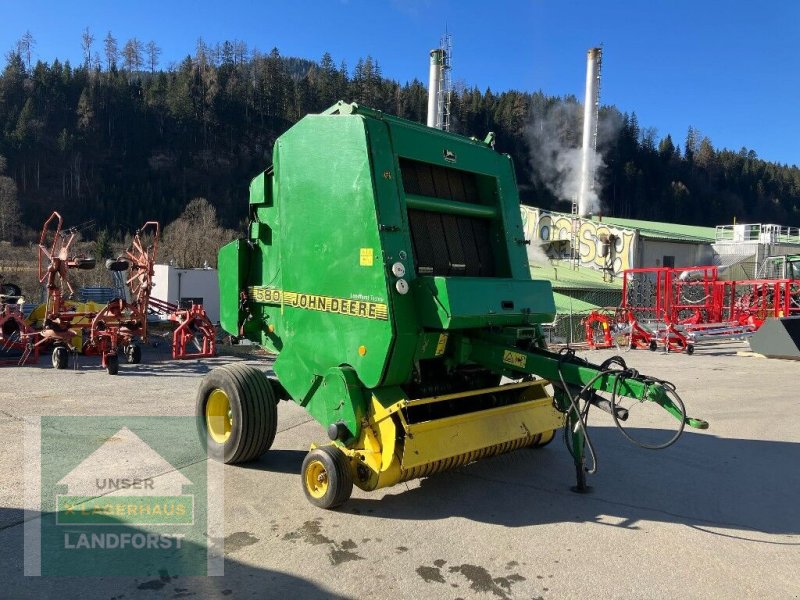 Rundballenpresse του τύπου John Deere 580, Gebrauchtmaschine σε Murau (Φωτογραφία 1)