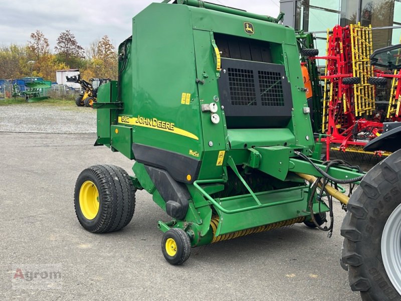 Rundballenpresse tipa John Deere 582 Maxi Cut, Gebrauchtmaschine u Herrenberg-Gültstein