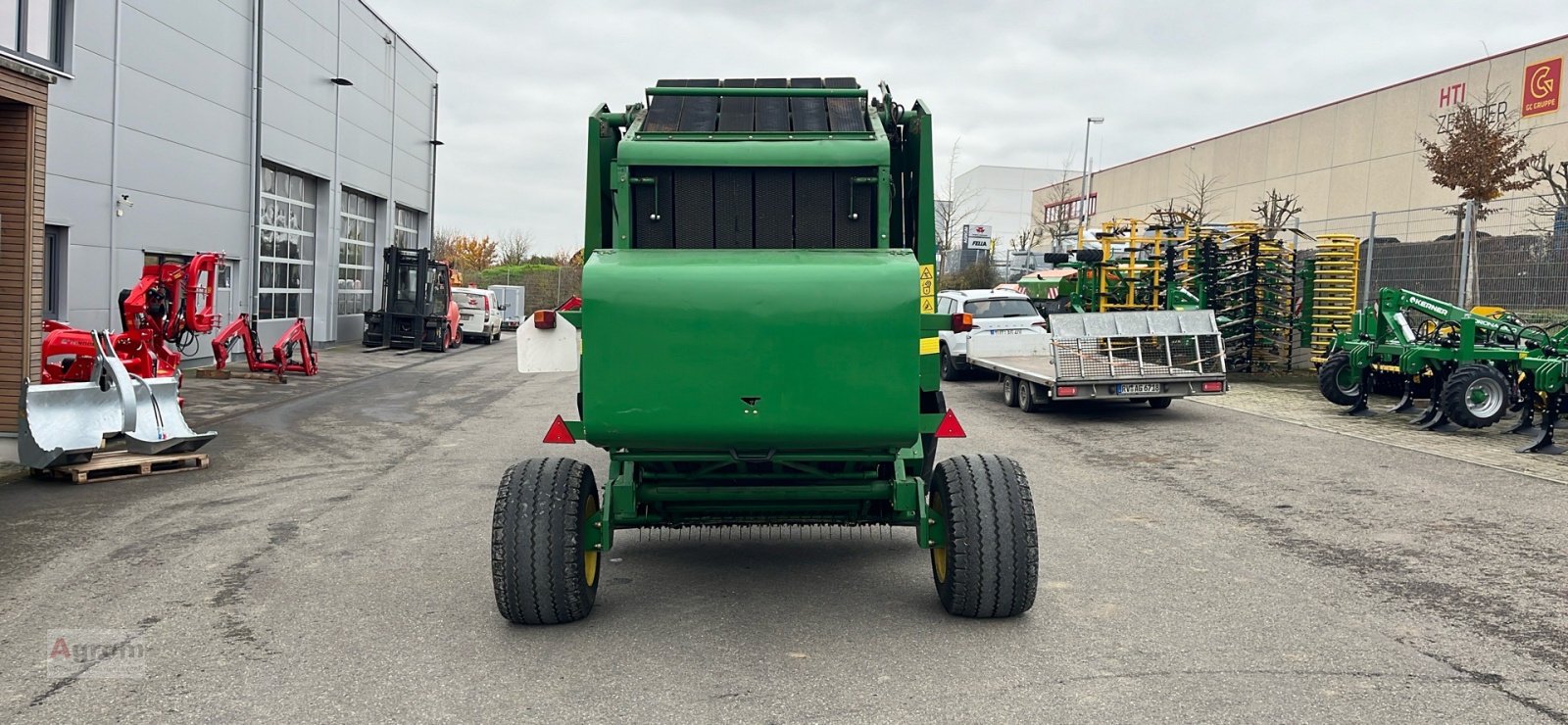 Rundballenpresse des Typs John Deere 582 Maxi Cut, Gebrauchtmaschine in Herrenberg-Gültstein (Bild 9)