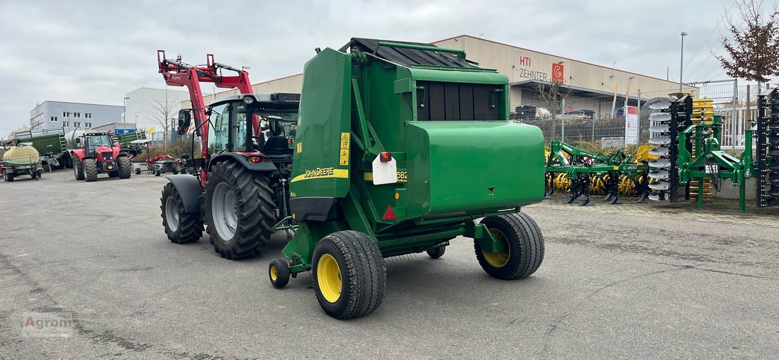 Rundballenpresse des Typs John Deere 582 Maxi Cut, Gebrauchtmaschine in Herrenberg-Gültstein (Bild 11)