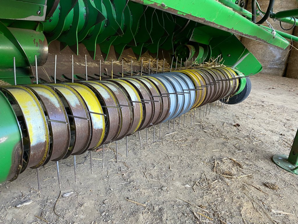 Rundballenpresse typu John Deere 582 ROTOFLOW FICELLE FILET, Gebrauchtmaschine w UZERCHE (Zdjęcie 9)