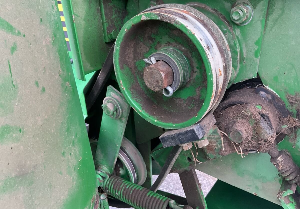 Rundballenpresse tip John Deere 590 C Maxicut, Gebrauchtmaschine in Zwettl (Poză 10)