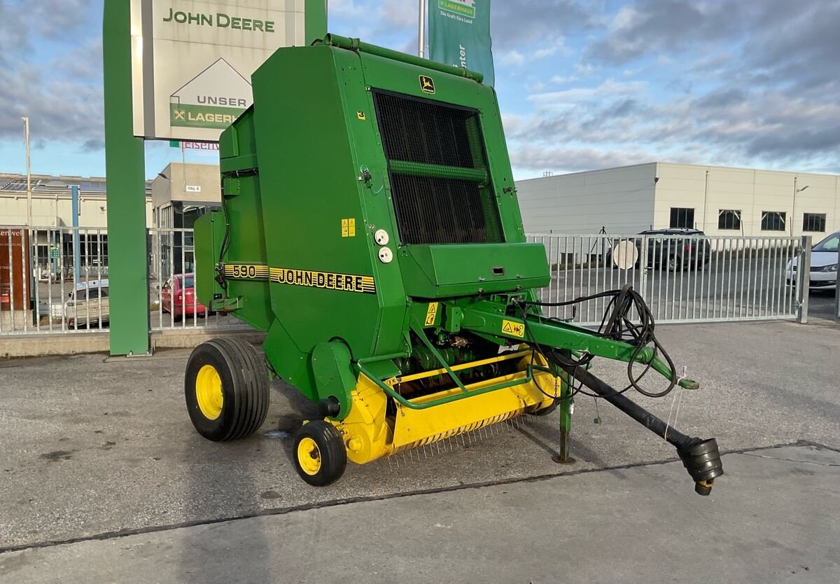 Rundballenpresse tip John Deere 590 C Maxicut, Gebrauchtmaschine in Zwettl (Poză 2)