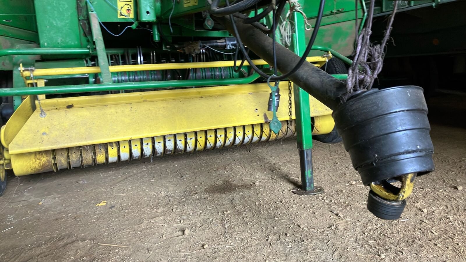 Rundballenpresse tip John Deere 590 C Maxicut, Gebrauchtmaschine in Zwettl (Poză 11)