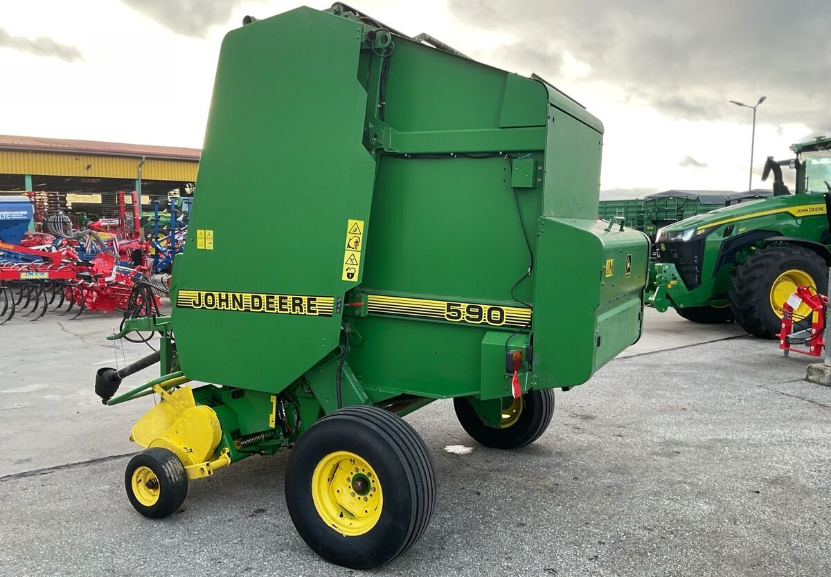 Rundballenpresse tip John Deere 590 C Maxicut, Gebrauchtmaschine in Zwettl (Poză 4)