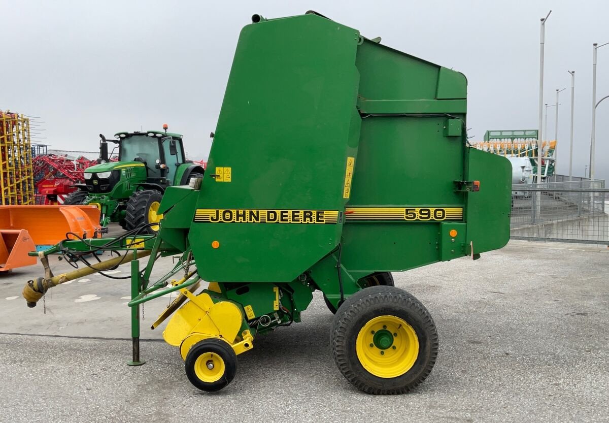 Rundballenpresse tip John Deere 590 Maxicut, Gebrauchtmaschine in Zwettl (Poză 9)