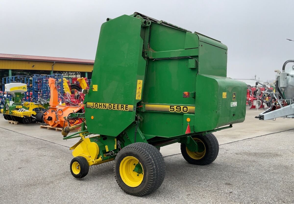 Rundballenpresse типа John Deere 590 Maxicut, Gebrauchtmaschine в Zwettl (Фотография 4)