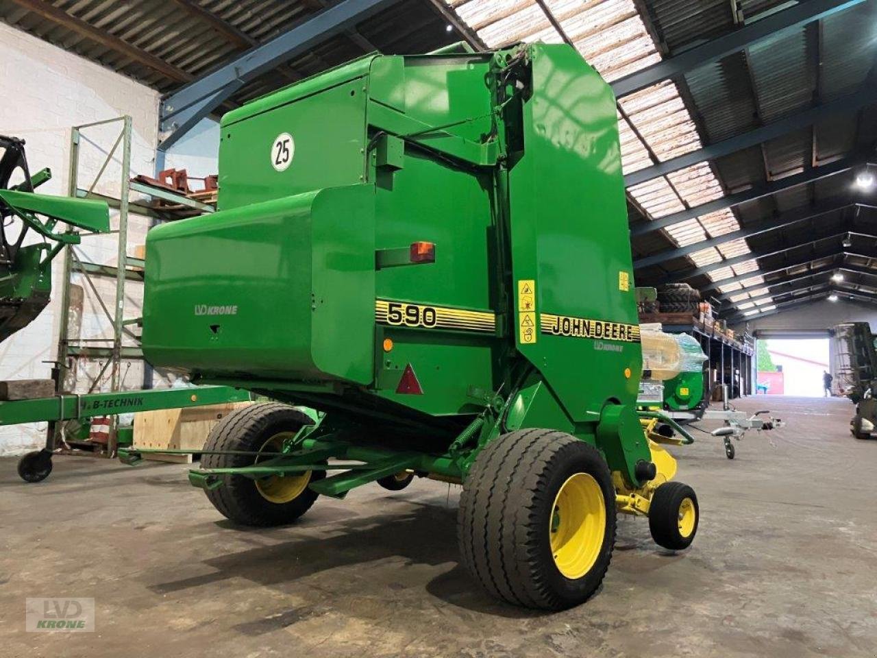 Rundballenpresse a típus John Deere 590 mit Multi CUT, Gebrauchtmaschine ekkor: Spelle (Kép 5)