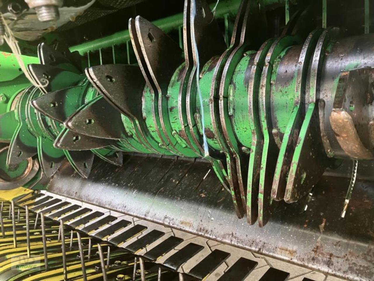 Rundballenpresse tip John Deere 590, Gebrauchtmaschine in Spelle (Poză 9)