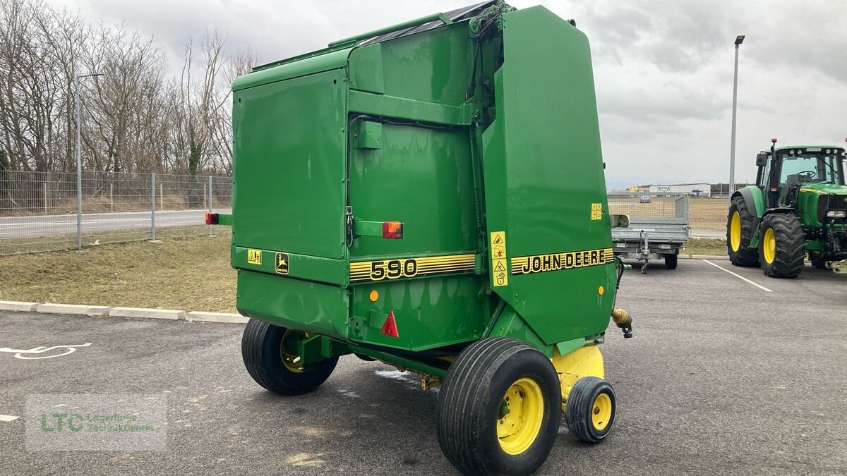 Rundballenpresse типа John Deere 590, Gebrauchtmaschine в Eggendorf (Фотография 3)